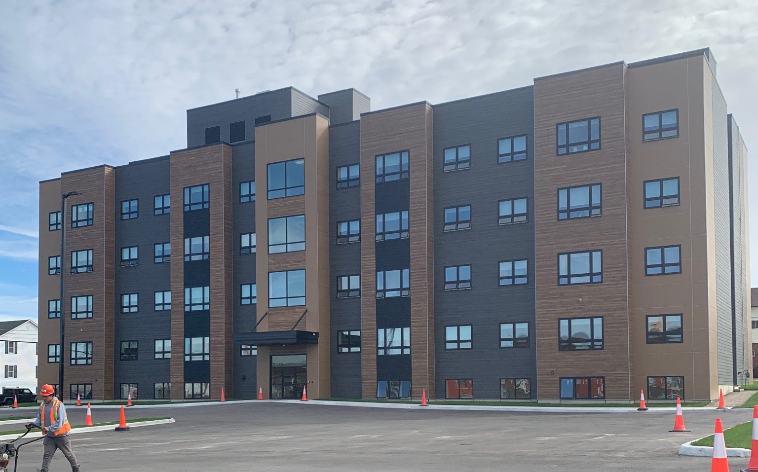 LG COMPLEX Belanger Avenue HUDSON PROPERTY DEVELOPMENT CORPORATION